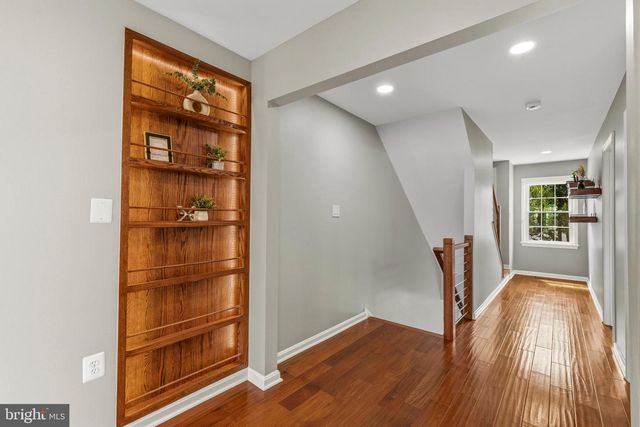 7962 REVENNA LN, Springfield, VA 22153