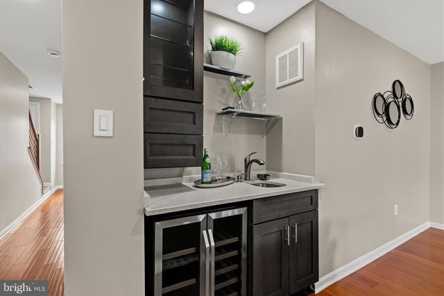 7962 REVENNA LN, Springfield, VA 22153