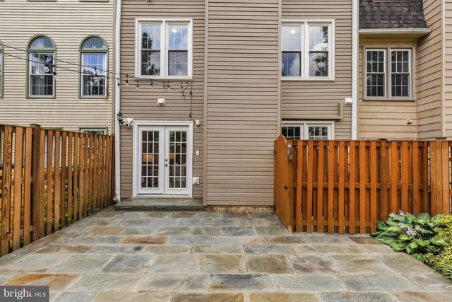 7962 REVENNA LN, Springfield, VA 22153