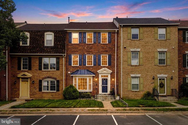 7962 REVENNA LN, Springfield, VA 22153