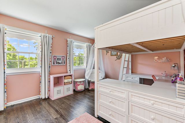 37W384 Ronsu Lane, St. Charles, IL 60175