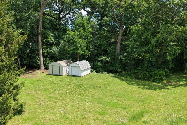 37W384 Ronsu Lane, St. Charles, IL 60175