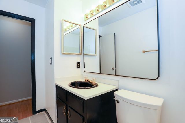 512 Rockborough Terrace, Stone Mountain, GA 30083