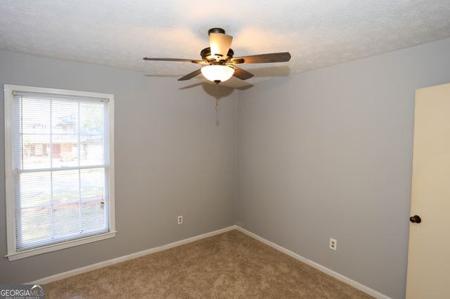 512 Rockborough Terrace, Stone Mountain, GA 30083