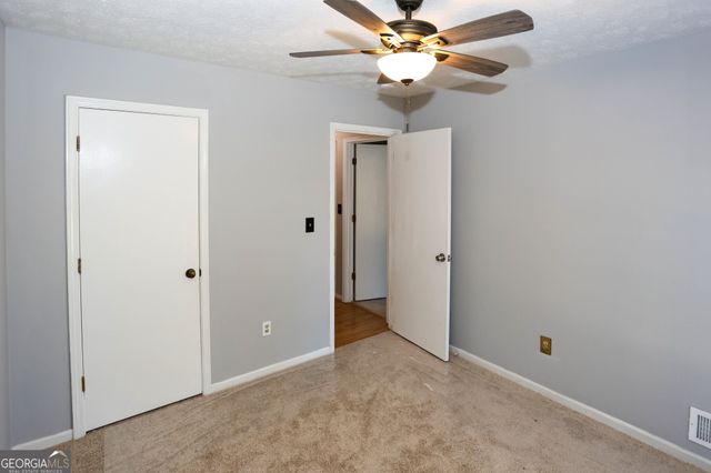 512 Rockborough Terrace, Stone Mountain, GA 30083