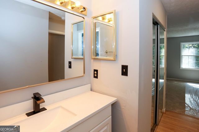 512 Rockborough Terrace, Stone Mountain, GA 30083