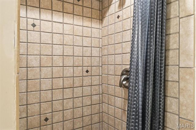 2253 Providence Park Lane, Herculaneum, MO 63048