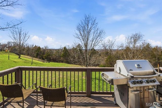 2253 Providence Park Lane, Herculaneum, MO 63048