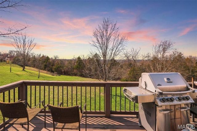 2253 Providence Park Lane, Herculaneum, MO 63048