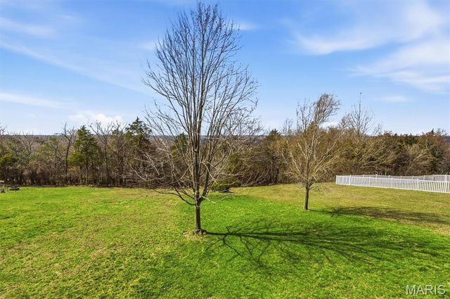 2253 Providence Park Lane, Herculaneum, MO 63048