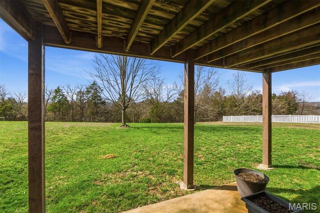 2253 Providence Park Lane, Herculaneum, MO 63048