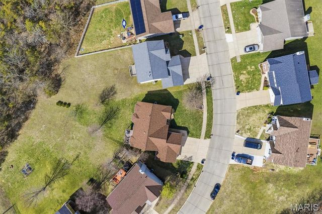 2253 Providence Park Lane, Herculaneum, MO 63048