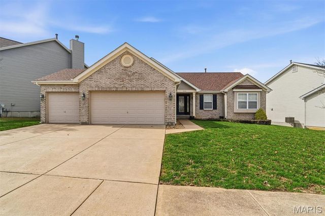 2253 Providence Park Lane, Herculaneum, MO 63048