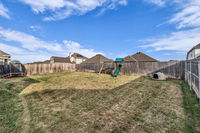 7008 Llano Drive, China Spring, TX 76633
