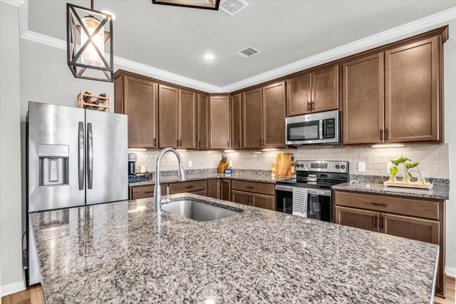 7008 Llano Drive, China Spring, TX 76633