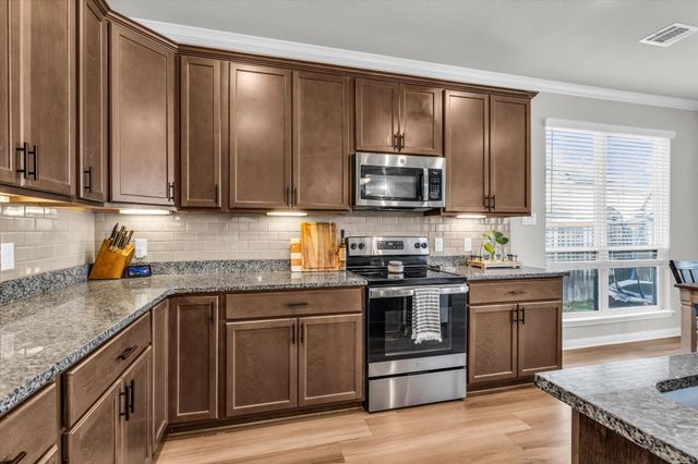 7008 Llano Drive, China Spring, TX 76633