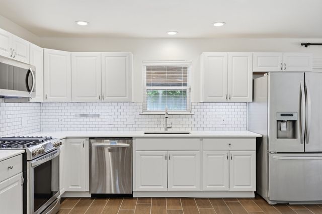 1113 Norwood Drive, Hurst, TX 76053
