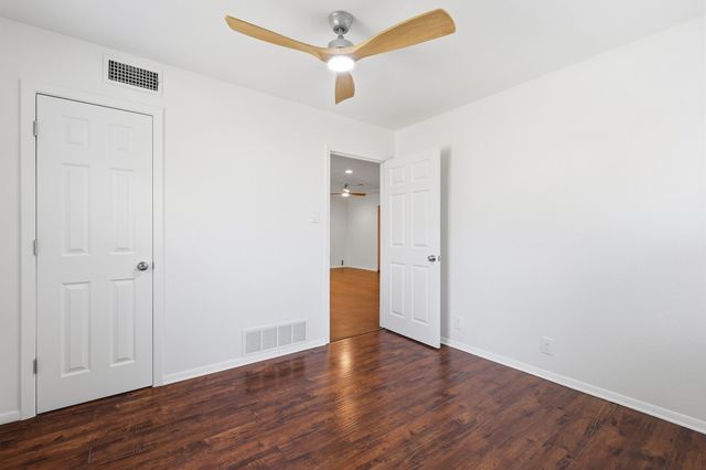 1113 Norwood Drive, Hurst, TX 76053