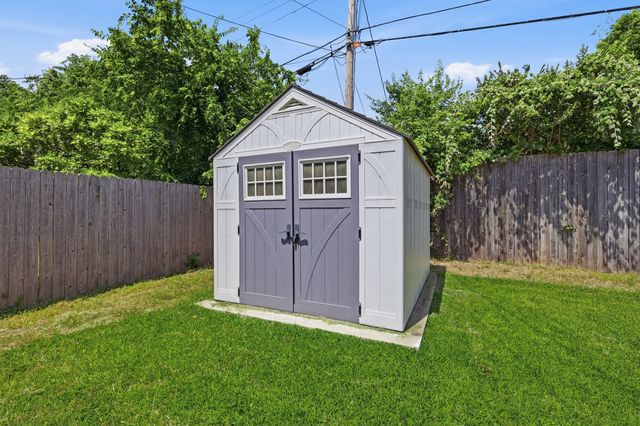 1113 Norwood Drive, Hurst, TX 76053