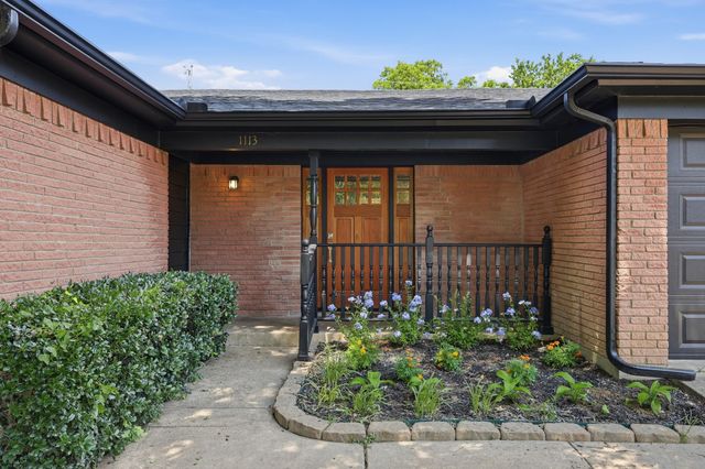 1113 Norwood Drive, Hurst, TX 76053