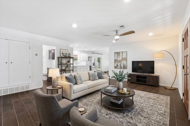 1113 Norwood Drive, Hurst, TX 76053