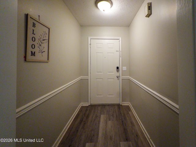 344 Barfield Drive, Byram, MS 39272