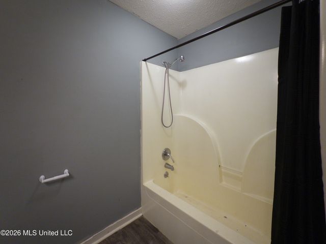 344 Barfield Drive, Byram, MS 39272
