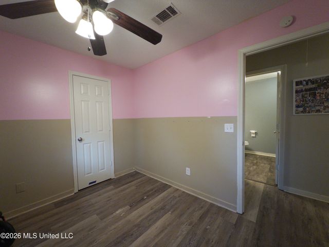 344 Barfield Drive, Byram, MS 39272