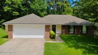 344 Barfield Drive, Byram, MS 39272