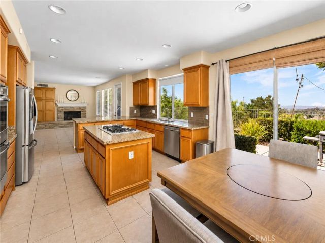 23041 Poplar, Mission Viejo, CA 92692