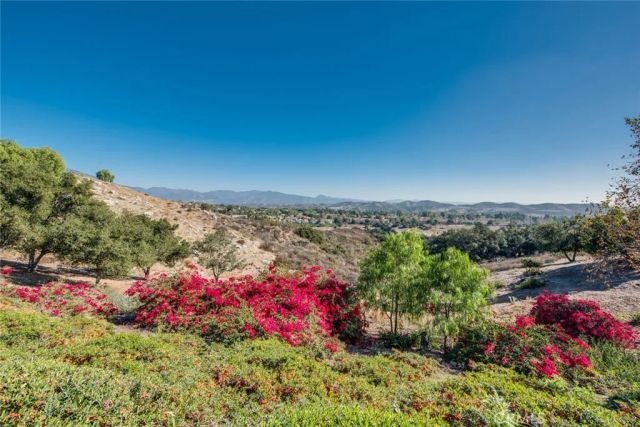 23041 Poplar, Mission Viejo, CA 92692
