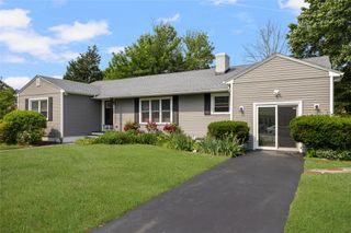 6 Humes Avenue, Warwick, RI 02889