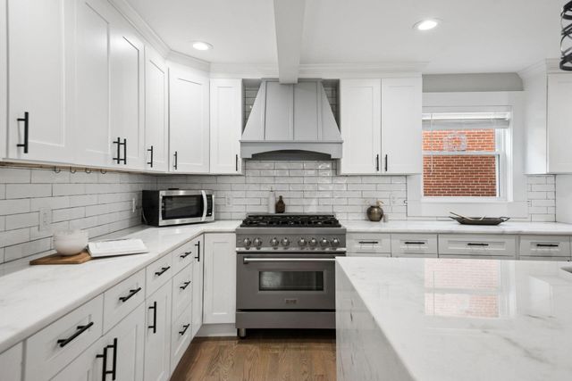 829 Thomas Road, Columbus, OH 43212