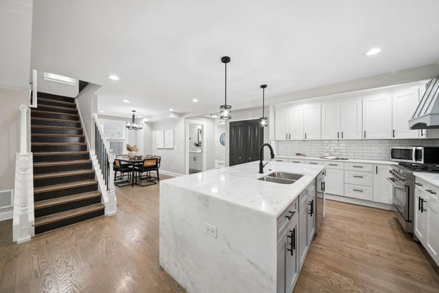 829 Thomas Road, Columbus, OH 43212