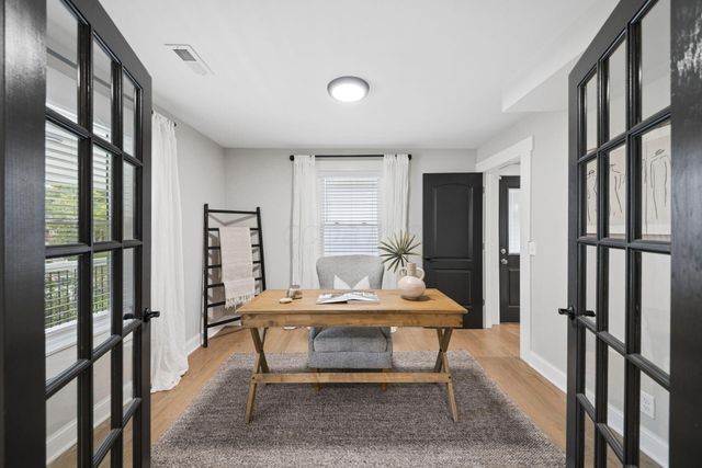 829 Thomas Road, Columbus, OH 43212