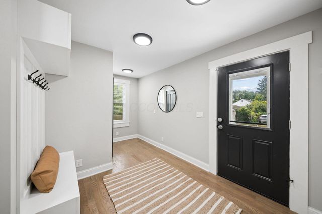 829 Thomas Road, Columbus, OH 43212