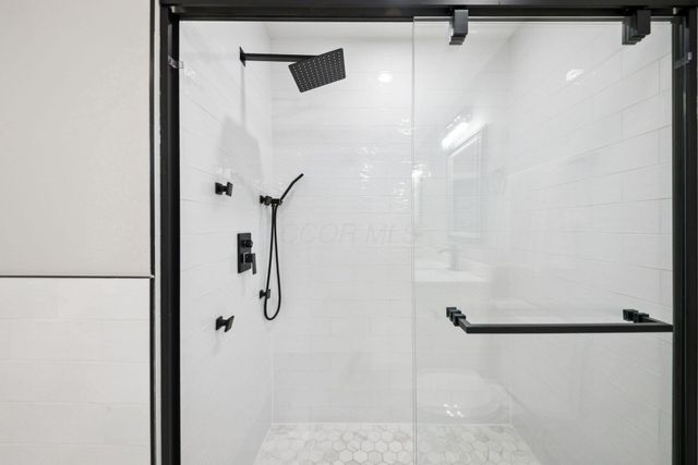 829 Thomas Road, Columbus, OH 43212