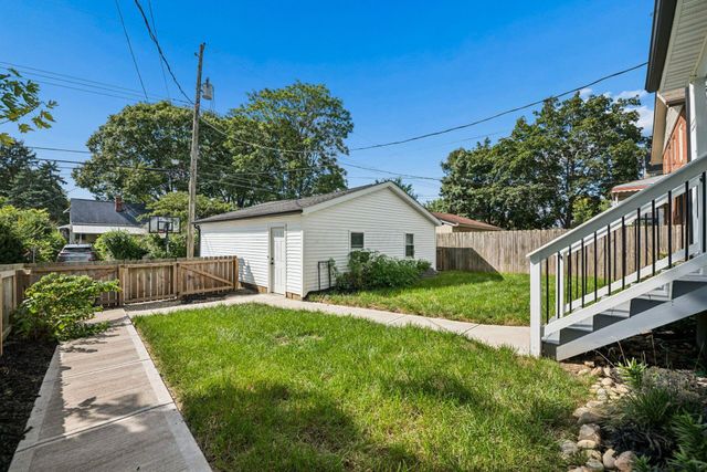 829 Thomas Road, Columbus, OH 43212