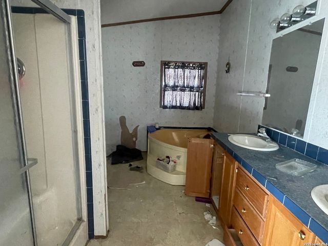 11208 US Highway 290, Fredericksburg, TX 78624