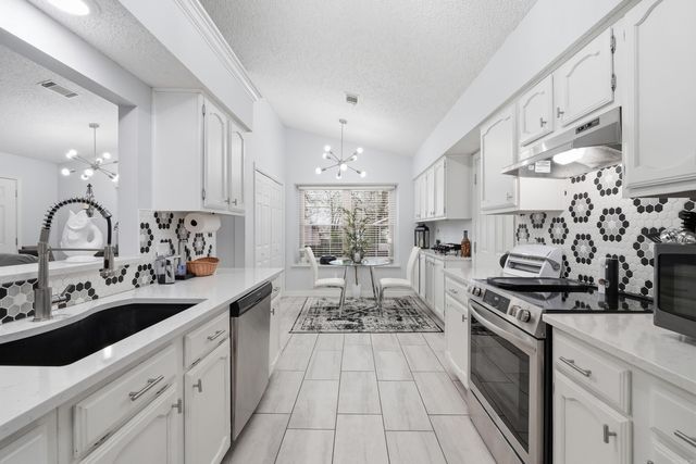 3 Lendl Loop, Little Rock, AR 72210