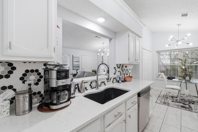 3 Lendl Loop, Little Rock, AR 72210