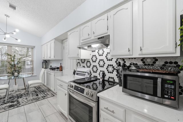 3 Lendl Loop, Little Rock, AR 72210