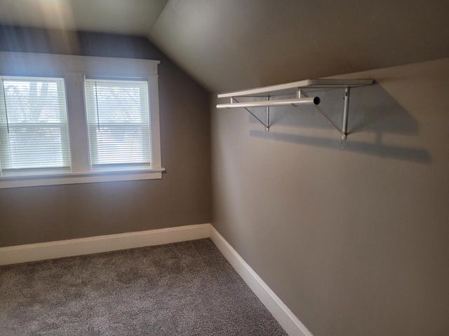 2865 N 36th STREET, Milwaukee, WI 53210