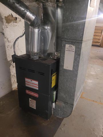 2865 N 36th STREET, Milwaukee, WI 53210