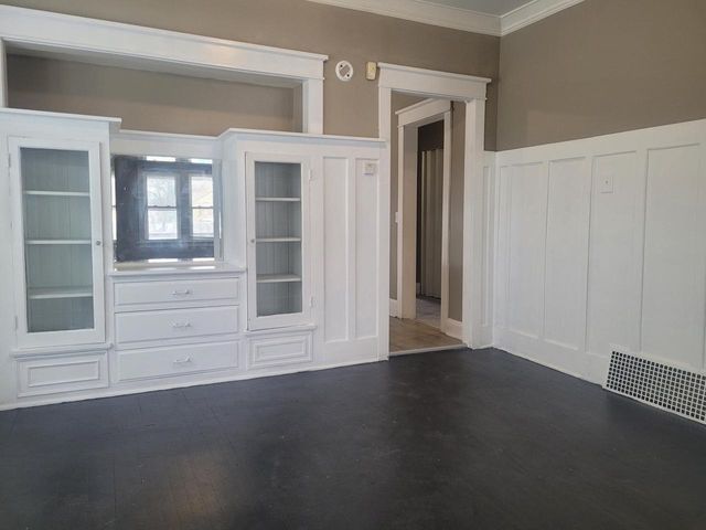 2865 N 36th STREET, Milwaukee, WI 53210