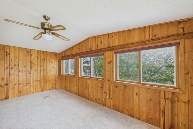 21327 OLD LAKE GEORGE BLVD, Oak Grove, MN 55303