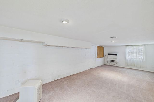 21327 OLD LAKE GEORGE BLVD, Oak Grove, MN 55303