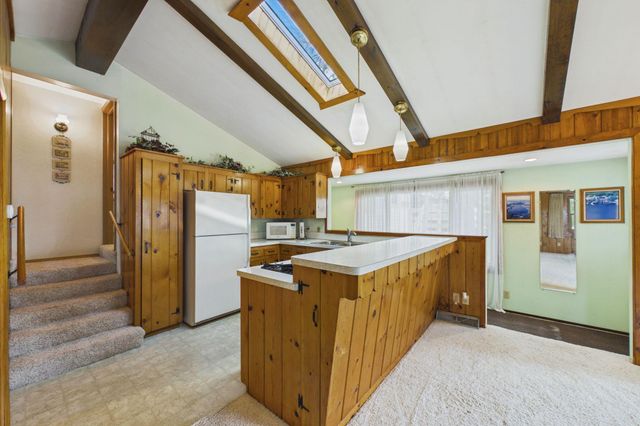 21327 OLD LAKE GEORGE BLVD, Oak Grove, MN 55303