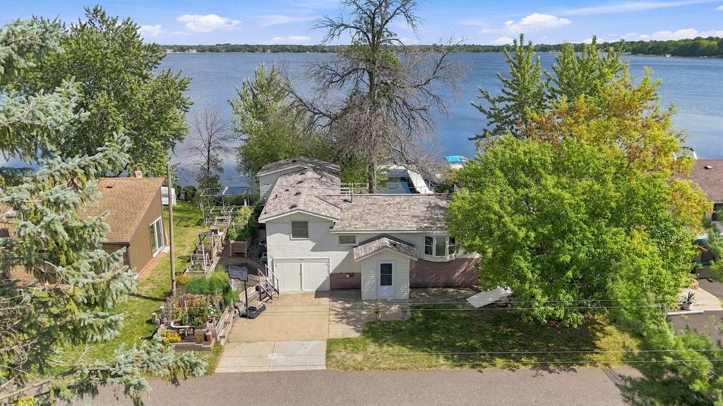 21327 OLD LAKE GEORGE BLVD, Oak Grove, MN 55303 — exterior