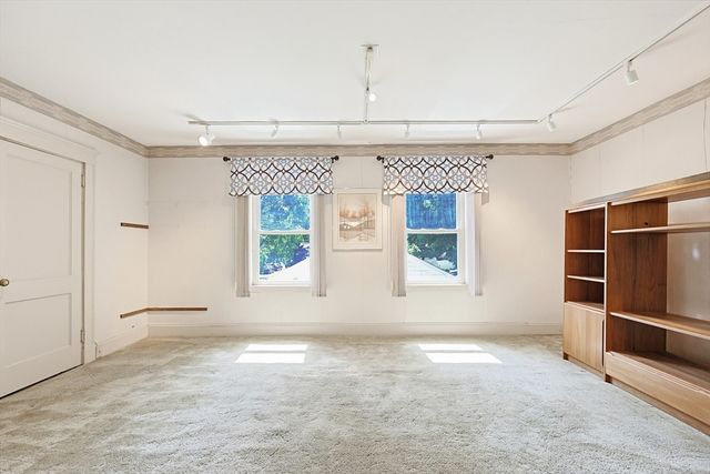 1139 East St, Dedham, MA 02026